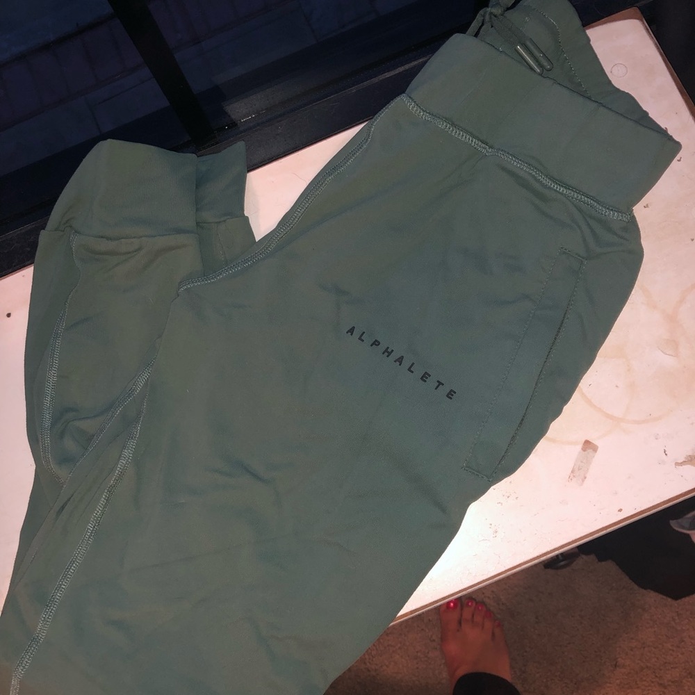 Alphalete Joggers